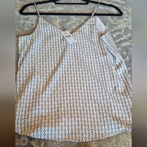 Express Women's XS NWT DOWNTOWN CAMI Black and BEIGE Patterned Top